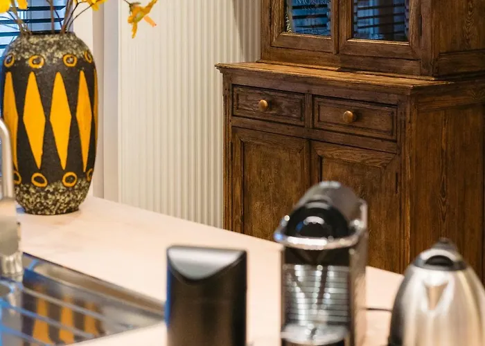 Circa 1929 奥斯滕德